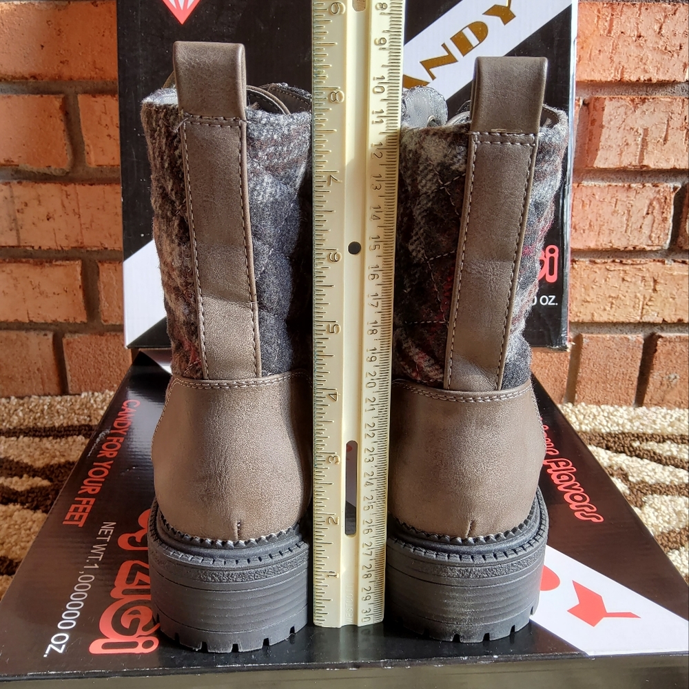 NEW! ROCK & CANDY GREY MAX FAUX LEATHER  COMBAT ANKLE BOOTS SHOES SIZE 6 M - Picture 4 of 11